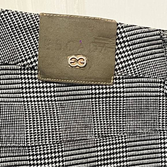 114. ESCADA BLACK WHITE /herringbone, Designer, Pants 8 - Picture 12 of 15